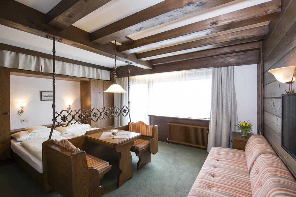 Hotel Altmuensterhof Buitenkant foto