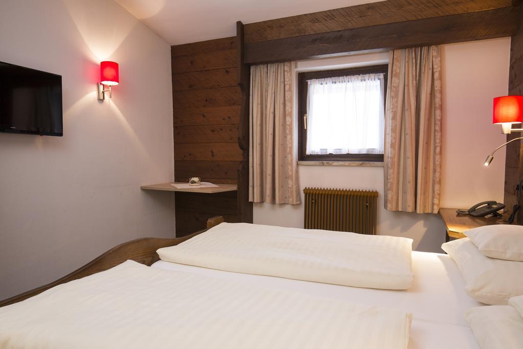 Hotel Altmuensterhof Buitenkant foto
